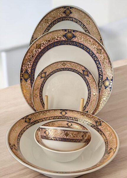 35 PIECES DINNER SET GOLD PLATED